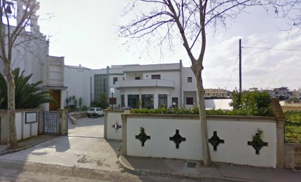 "La sala del teatro di 'San Rocco' è sempre piena ma nessuno lo racconta"