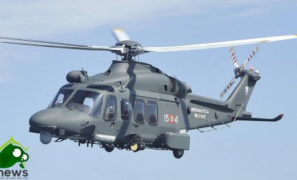 Precipita in un burrone con il parapendio, lo salva elicottero dell'Aeronautica Militare
