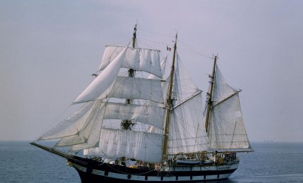 Nave Palinuro in sosta ad Otranto