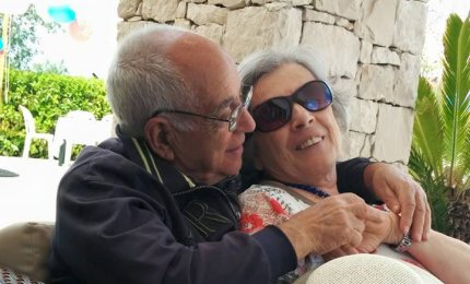 Per salutare il mondo, niente di meglio di un bel sorriso