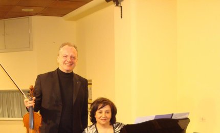 Il violino di Alessandro Perpich e il pianoforte di Gabriella Orlando in concerto alle Clarisse