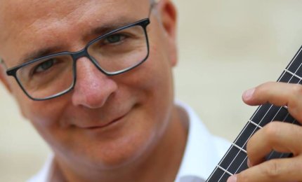 Il chitarrista Vito Nicola Paradiso in concerto per gli Amici della Musica