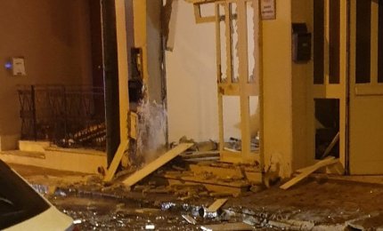 Esplosione in via Modena, paura nella notte a Galatina