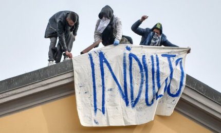 "Non è con la violenza che si possono ottenere misure di buon governo delle condizioni di vita in carcere"