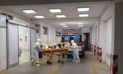 “Il virus non ha gambe, gliele forniamo noi con i nostri spostamenti”