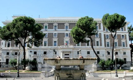 Al tempo del coronavirus i delitti sono calati del 66% rispetto al 2019. Diminuzione inferiore per maltrattamenti in famiglia e rapine nelle farmacie, aumento per i reati legati all'usura 