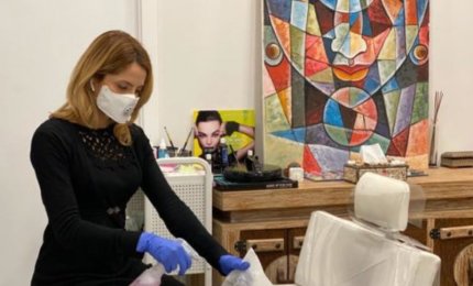 Dal parrucchiere per appuntamento e rispettando regole stringenti 