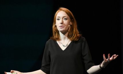  “Hello world” della matematica inglese Hannah Fry si aggiudica il Premio Asimov 2020