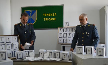 La Guardia di Finanza sequestra nel Salento 14000 mascherine irregolari importate dalla Cina