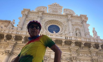 “In bici sui mari del Salento - Alla scoperta delle 20 spiagge più belle della Puglia” 