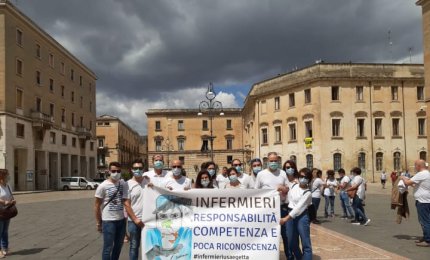 L'Opi sottoscrive le richieste degli infermieri presentate con il flash-mob in Piazza Sant'Oronzo