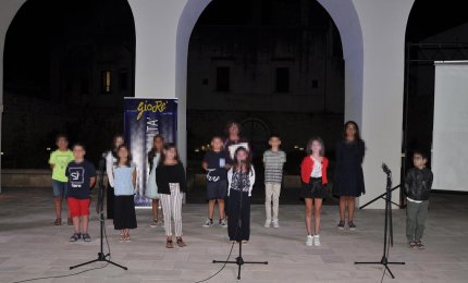 Per la IV C del Polo 2 il terzo posto nel Concorso Internazionale di Poesia Città di Galatina 
