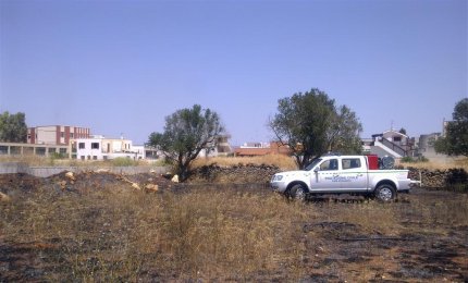 Tre incendi in una sola mattinata. Sono tornati i piromani? Il Nucleo Operativo di Protezione Civile impegnato per sette ore