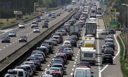 Bollino rosso ma traffico scorrevole sulle Autostrade italiane