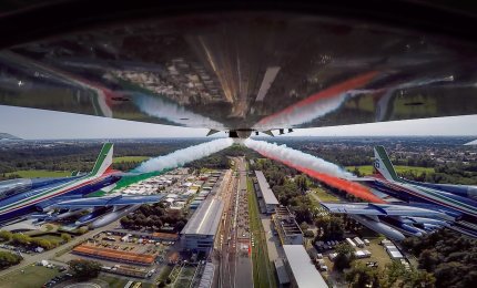 Le Frecce Tricolori sull'autodromo di Monza
