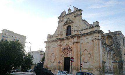 Profanata a Galatina la chiesa del 'Collegio'
