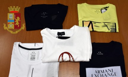 Rubano alcune magliette griffate in una boutique di via Roma, denunciati due coniugi ungheresi