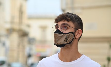 Argentovivomask, un'innovativa mascherina anti-covid ideata da un designer galatinese