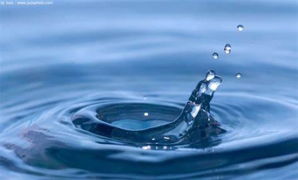 Una chimica 'semplice' come l'acqua