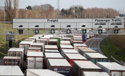 Il blocco dei trasporti verso la Gran Bretagna mette a rischio oltre 385mila euro di cibo e bevande made in Puglia