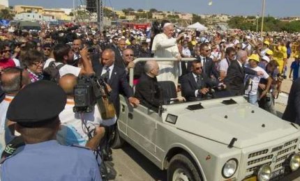 Non si fermano i flussi migratori verso l'Italia, altre 559 persone soccorse dalla Guardia Costiera