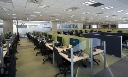 Trasformare i call-center in centri vaccinali: la Puglia c'è