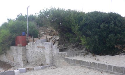 Stava sbancando una duna, denunciato