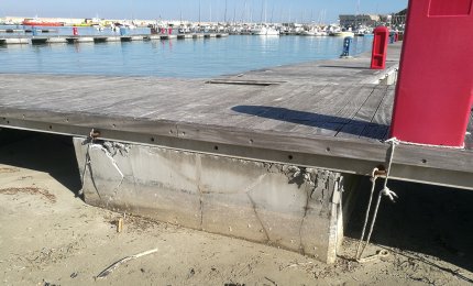 Questione “ripristino degli arenili”: Minerva chiede chiarimenti ad Emiliano