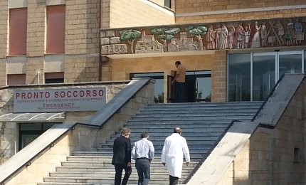 Galati, visita il "Santa Caterina Novella" e dà sette consigli a Mellone