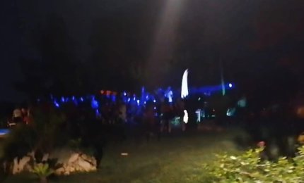 Festa in villa a Gallipoli con 200 persone, la Polizia blocca tutto