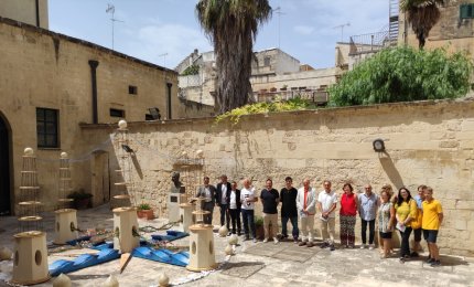 Inaugurata a Palazzo Adorno “La Luce” realizzata dal Liceo artistico “Ezio Vanoni” di Nardò