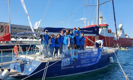 Spiegare le vele ed essere protagonisti, gli studenti del “Vespucci” di Gallipoli si sono classificati al 96° posto alla Barcolana di Trieste