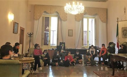 Due classi del Polo 2 studiano Dante nel centro antico di Galatina