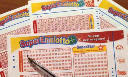 Superenalotto, centrato ad Aradeo un "5" da ventimila euro