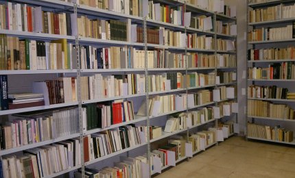 Fondi ministeriali per l'acquisto di libri per la biblioteca comunale. "Nessuna libreria di Galatina ha risposto all'avviso"