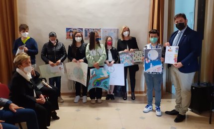 La Giovanni XXIII di Galatina premiata al concorso dei Lions di Copertino “Un Poster per la Pace”
