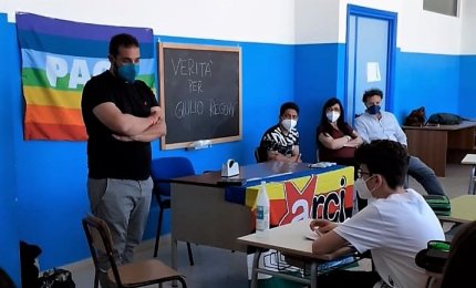 Gli studenti della Terza A della Giovanni XXIII a confronto con i rappresentanti del Progetto “Safia Ama Jan” di Galatina