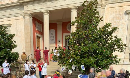Anziani e bambini, ricchezza reciproca 