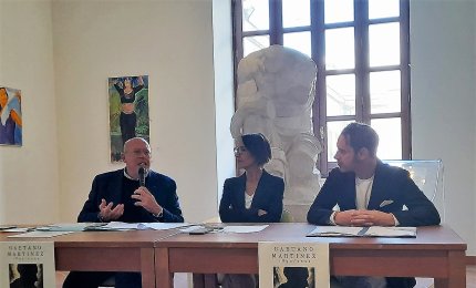 &quot;La nostra comunità si riscatta da errori e dimenticanze del passato&quot;. Un busto in bronzo per Gaetano Martinez