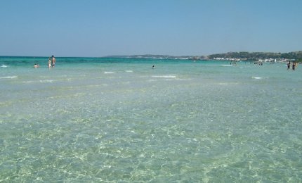 Fa il bagno e si sente male. Muore turista inglese