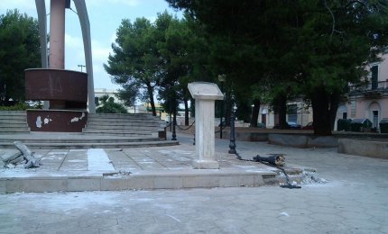 Pericoli e degrado nel piazzale della Stazione. Nessuno vede?
