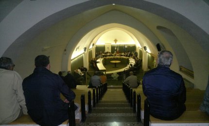 In un'aula vuota di pubblico passa in Consiglio comunale il bilancio di previsione 2013