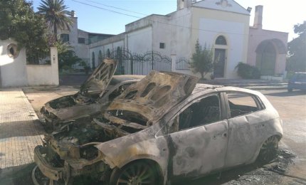 Fatti inquietanti dietro l'incendio delle auto a Collemeto