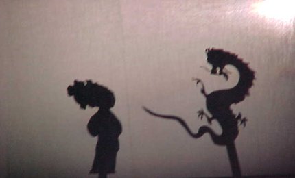 'La signorina Mezzopunto e il Drago', ad Aradeo il 25