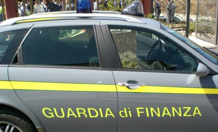 Evasione milionaria, calzificio del basso Salento nei guai