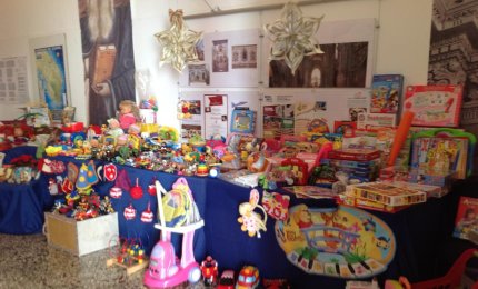 Ri-Giocami, il mercatino di beneficenza del Polo 1 di Galatina