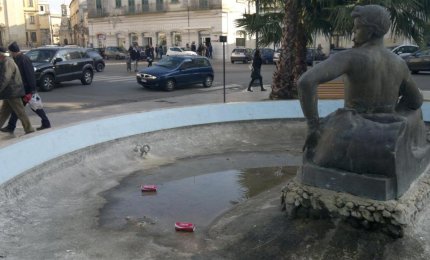 "Caro Babbo Natale, non abbandonarmi anche tu!"