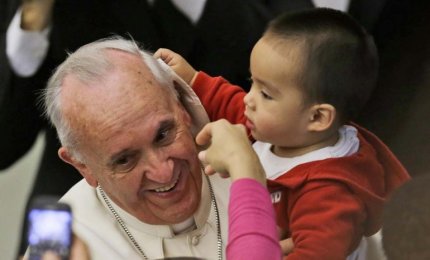 Papa Francesco festeggia il suo 77° compleanno con quattro persone senza fissa dimora