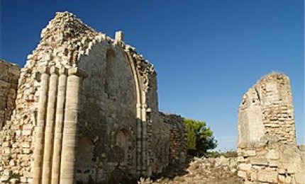 "Recuperare e far rinascere il monastero di Casole"