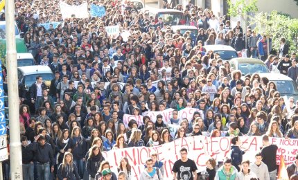 La Puglia istituisce l'anagrafe regionale degli studenti